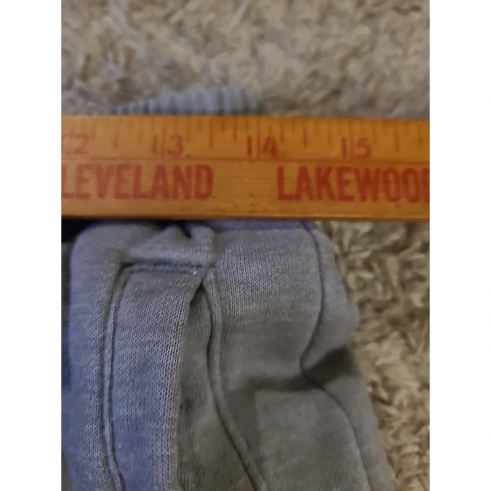 North Face Sweat Pants/Joggers Men's Medium Grey with White Logo